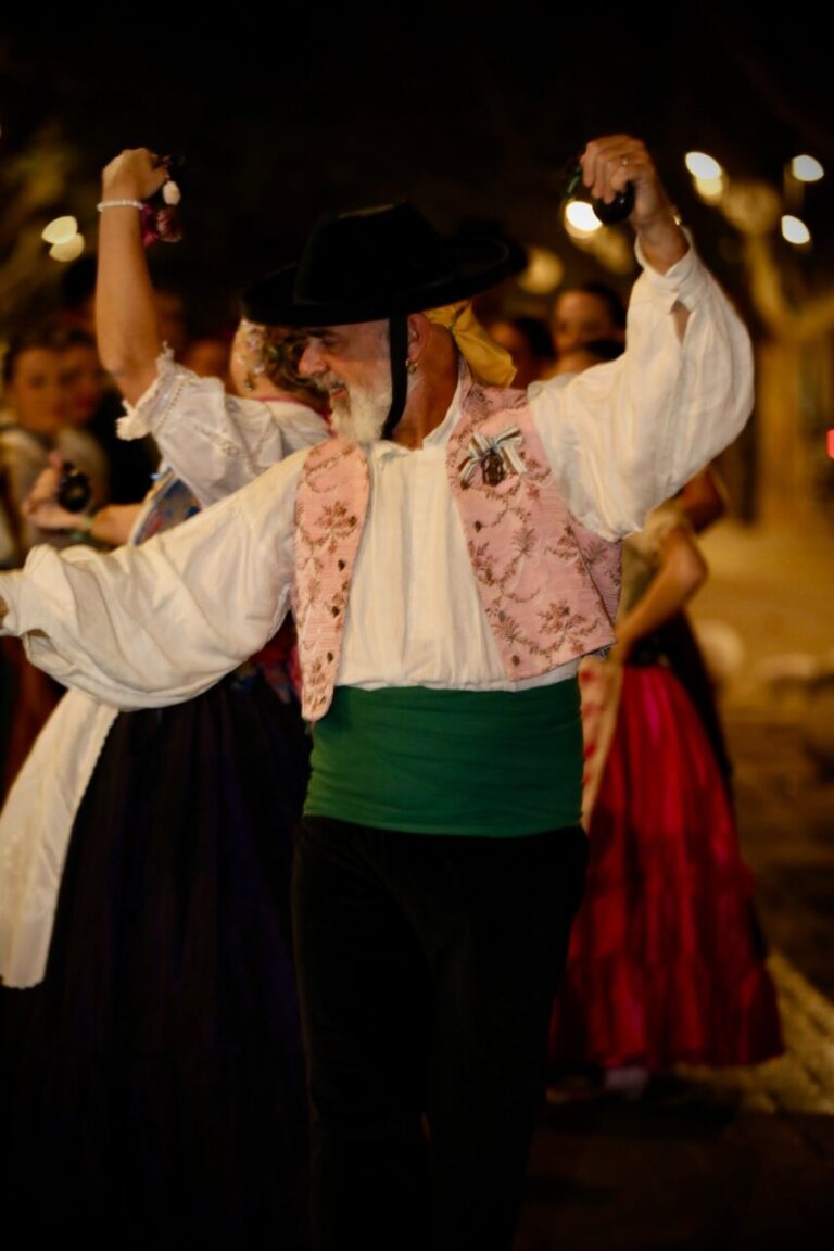 Dansa-Grup-de-Danses-Tribunal-de-les-Aigues-11