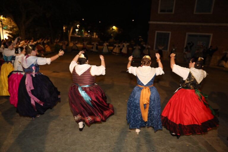 Dansa-Grup-de-Danses-Tribunal-de-les-Aigues-75