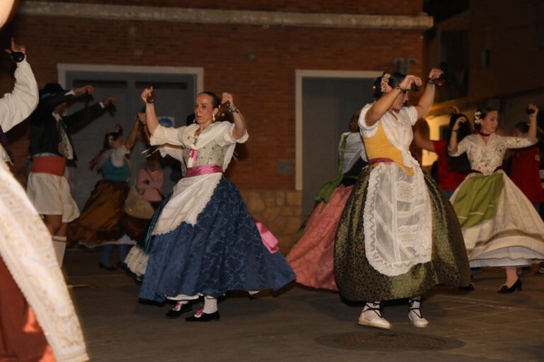 Dansa-Grup-de-Danses-Tribunal-de-les-Aigues-76