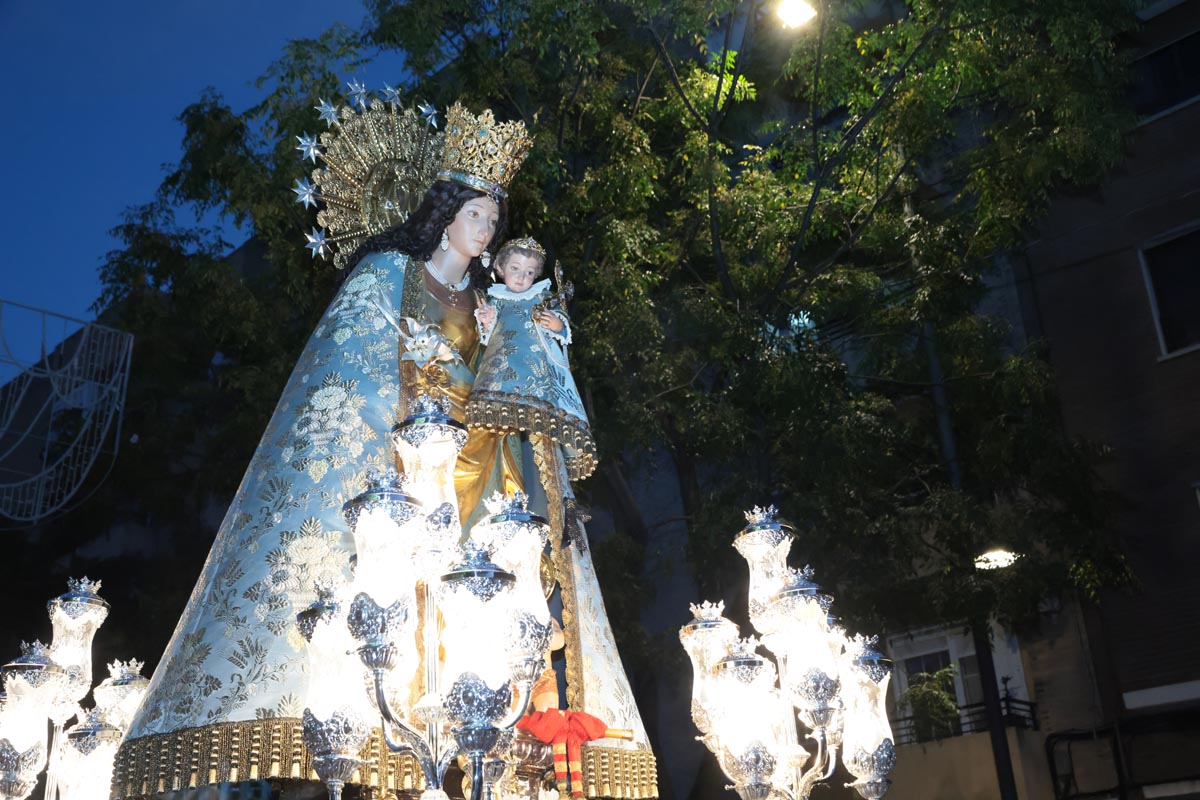 La Virgen de los Desamparados en Quart de Poblet