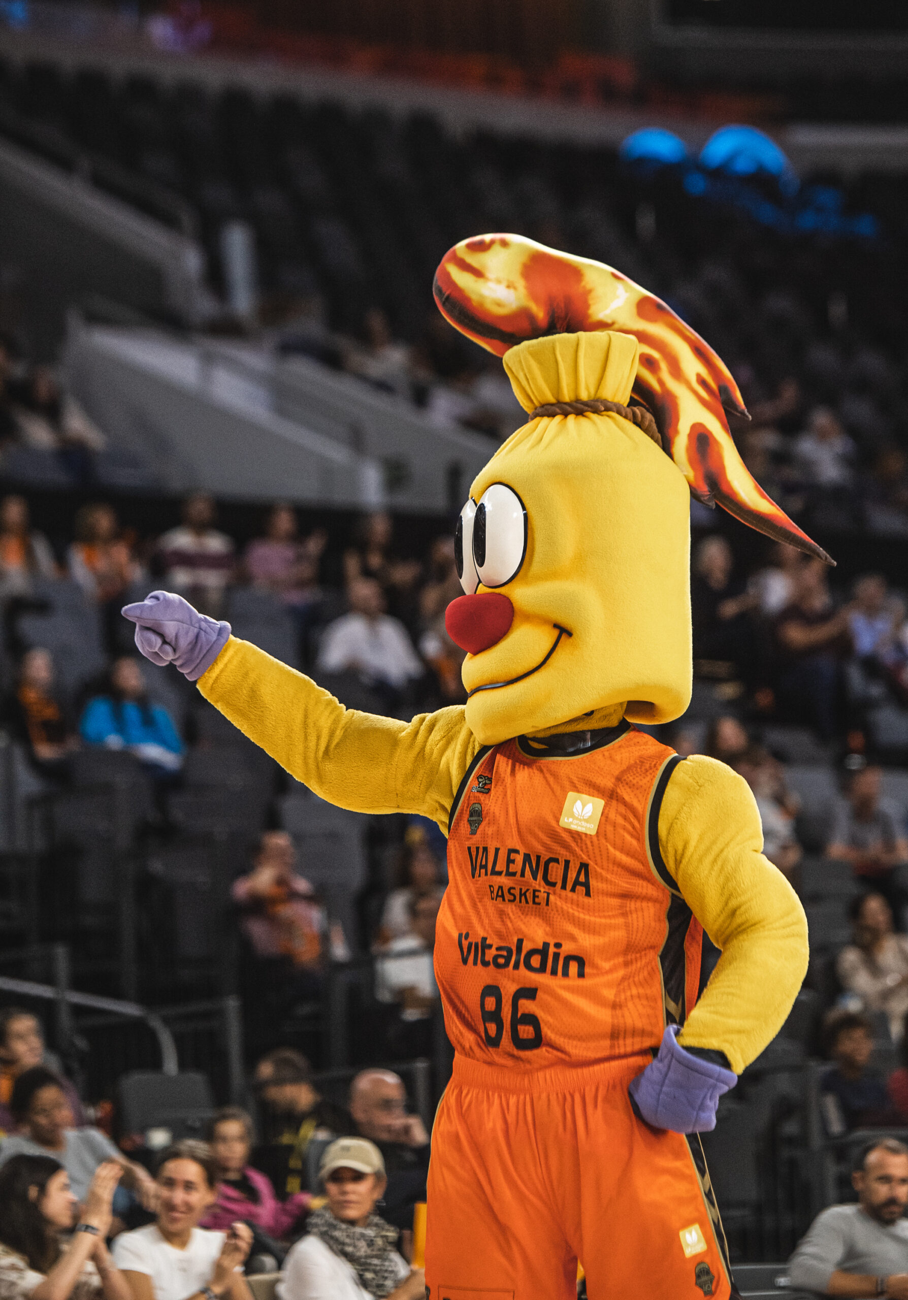 Exhibición defensiva del Valencia Basket Femenino en el Roig Arena para sellar la tercera victoria consecutiva en la LF Endesa (87-50)