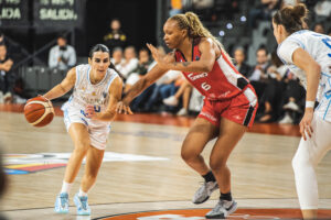 El Valencia Basket tropieza ante Flammes Carolo en el Roig Arena y encaja su segunda derrota en Euroliga