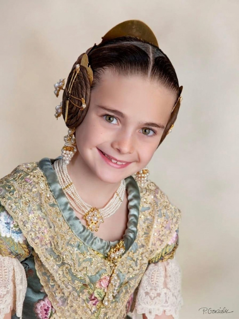 Julia Vizcayno Julia Vizcayno fallera mayor infantil de valencia 2027