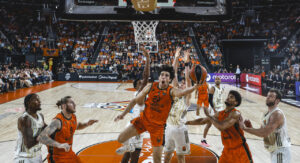 El Valencia Basket tumba al Fenerbahçe en el Roig Arena (86-78)