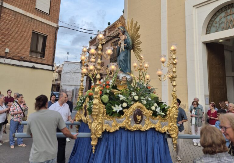 Sedavi-la-Passeja-de-la-Virgen-del-Rosario-