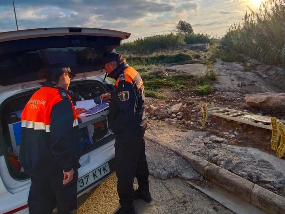 Protección Civil de La Pobla de Farnals suma voluntarios y formación tras su reciente actuación en Oliva