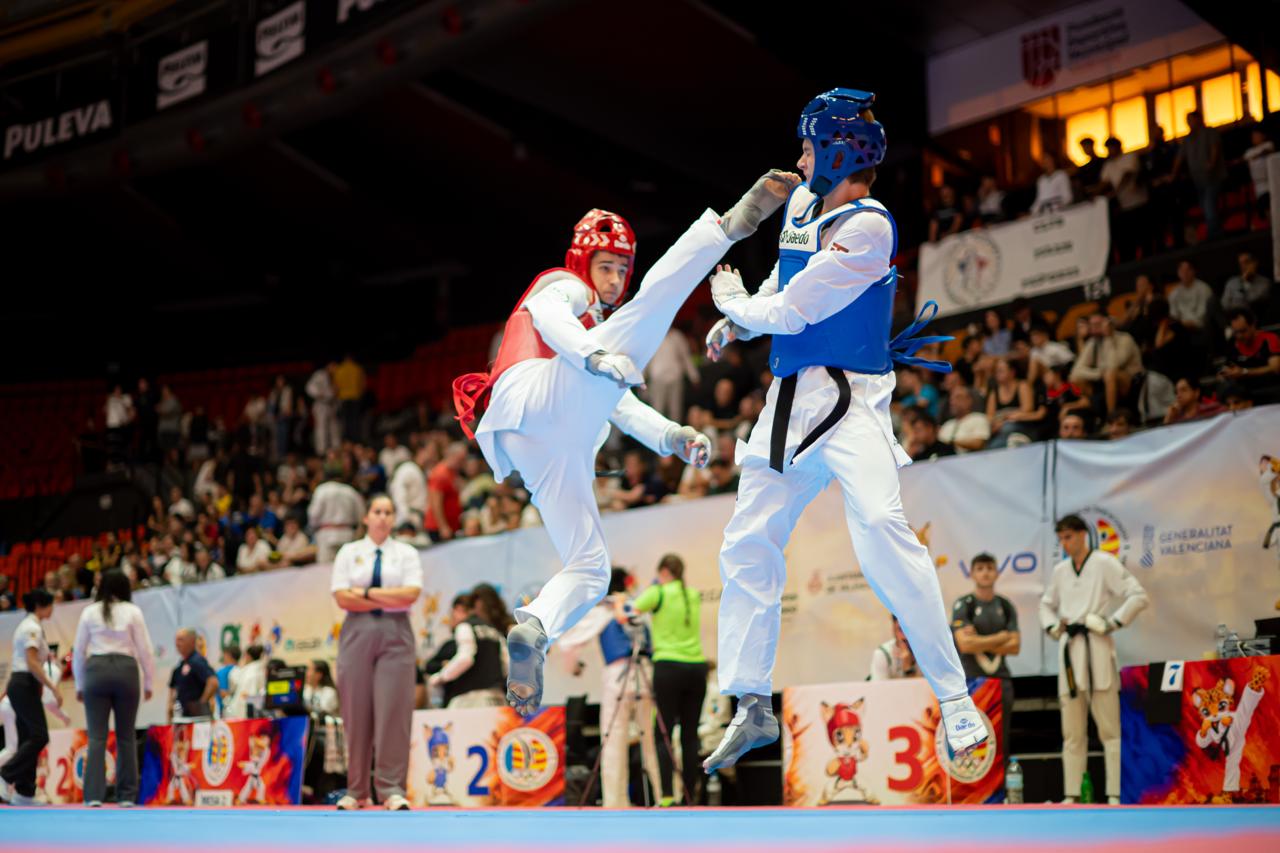 Los clubes de l'Horta brillan con fuerza en el podio de la segunda jornada del XIV Open Internacional de Taekwondo en la Fonteta