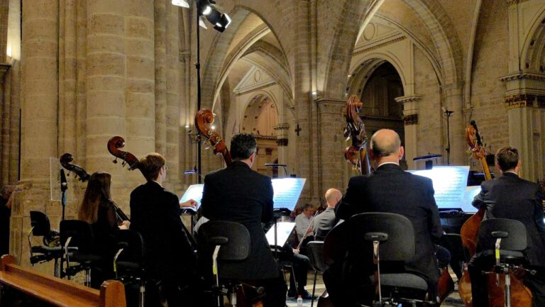 Orquestra-de-Valencia-concierto-en-la-Catedral-de-Valencia-02