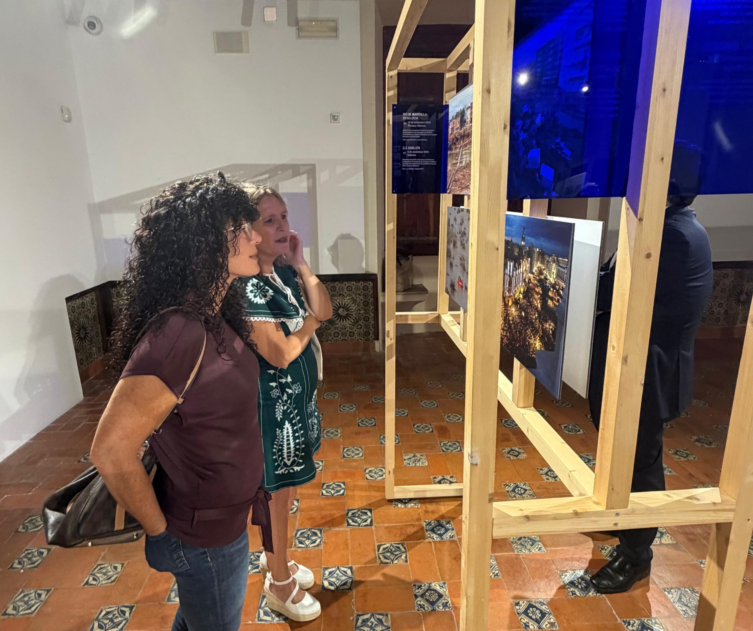 L'exposició "Un año de la DANA" en el Castell d'Alaquàs