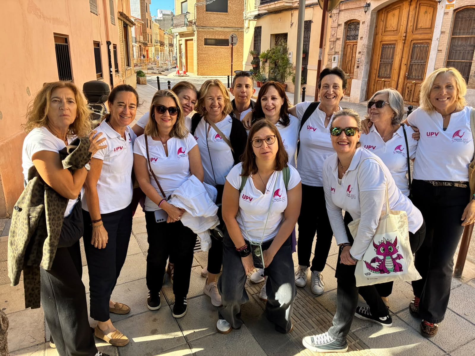 Dragon Boat Marina Valencia celebra los Premios 9 d’Octubre de Alboraia como un tributo a la vida y la fuerza del equipo