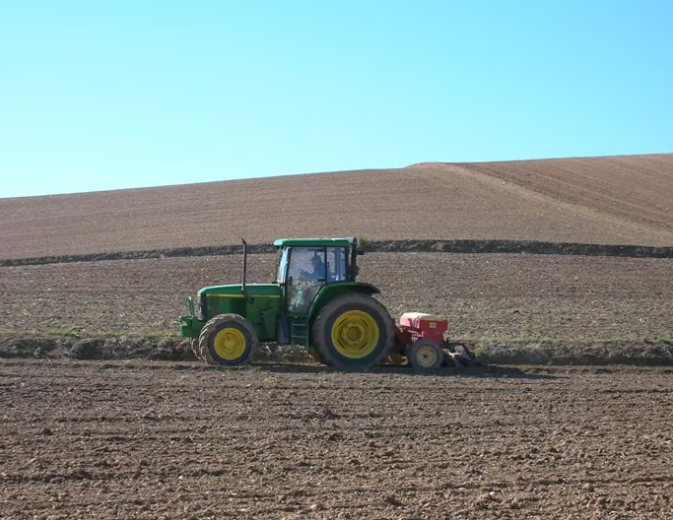 La Conselleria de Agricultura convoca subvenciones autonómicas destinadas a afianzar los proyectos empresariales liderados por mujeres en el sector agroalimentario rural