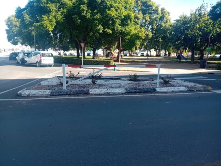 barreras fijas plaza llauradors la pobla de farnals