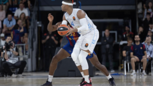 Valencia Basket cae ante el Barça por 98-94 en la novena jornada de la Euroliga.