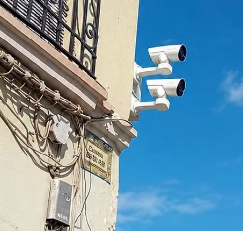 camaras de seguridad tavernes blanques