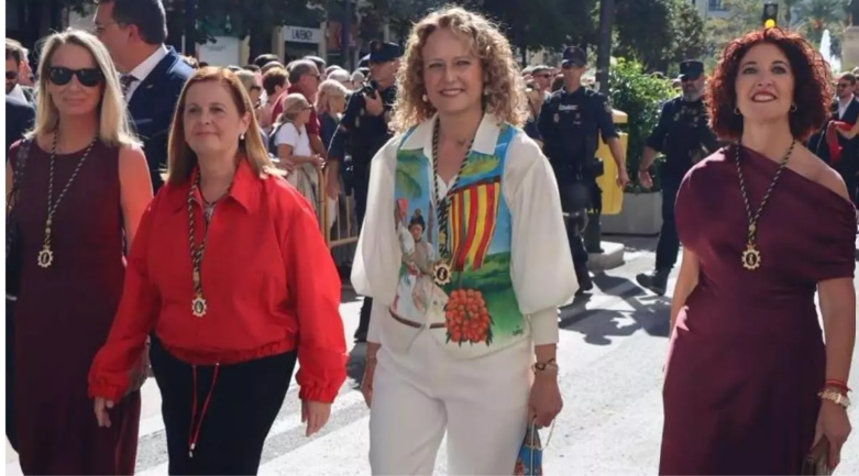 Torrent celebra un 9 d’Octubre con el tributo a Jaume I en el 750 aniversario de su muerte y el sello de la Real Senyera
