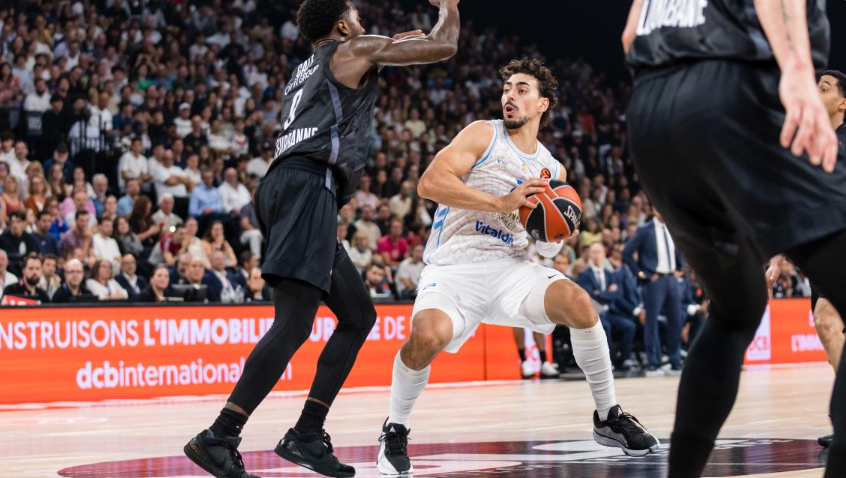 El Valencia Basket firma una remontada épica en Lyon tras levantar 18 puntos y se mantiene invicto en la EuroLeague (92-105)